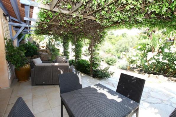 Villa Mimosa ฟาโวเน ภายนอก รูปภาพ